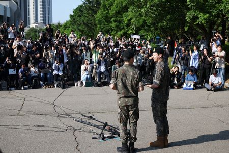 tagreuters.com2025binary_LYNXMPEL5915V-VIEWIMAGE