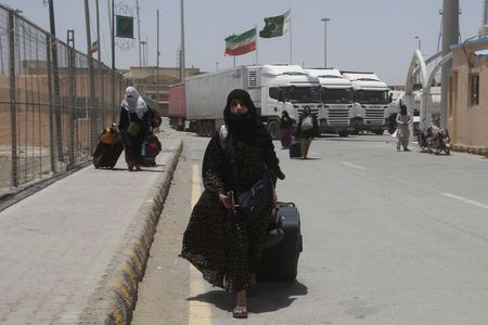 tagreuters.com2025binary_LYNXMPEL5I0IS-VIEWIMAGE