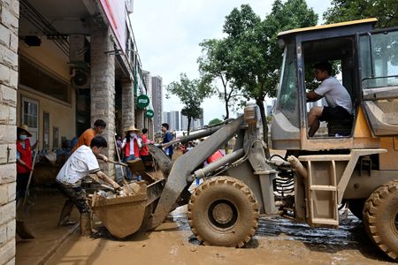 tagreuters.com2025binary_LYNXMPEL5J035-VIEWIMAGE