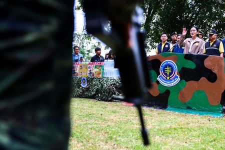 tagreuters.com2025binary_LYNXMPEL5P0EC-VIEWIMAGE