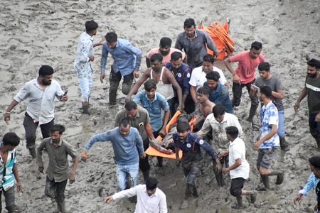 tagreuters.com2025binary_LYNXMPEL680AE-VIEWIMAGE