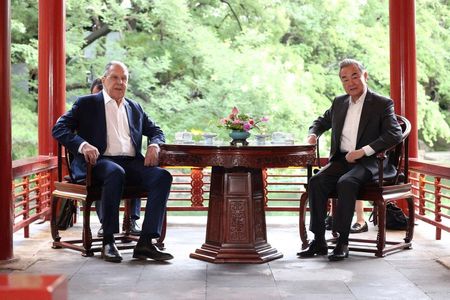 tagreuters.com2025binary_LYNXMPEL6C04V-VIEWIMAGE