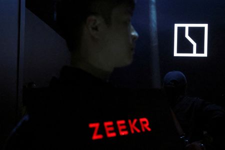 tagreuters.com2025binary_LYNXMPEL6I04R-VIEWIMAGE