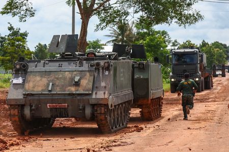 tagreuters.com2025binary_LYNXMPEL6S076-VIEWIMAGE