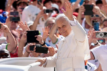 tagreuters.com2025binary_LYNXMPEL750HT-VIEWIMAGE