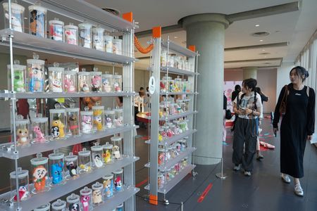 tagreuters.com2025binary_LYNXMPEL7E00P-VIEWIMAGE