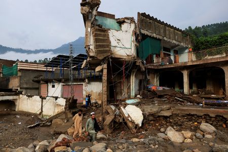 tagreuters.com2025binary_LYNXMPEL7G06H-VIEWIMAGE