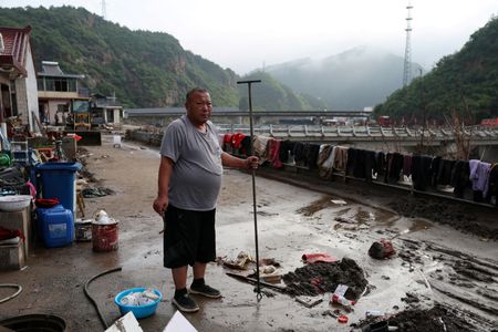 tagreuters.com2025binary_LYNXMPEL7K00O-VIEWIMAGE