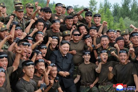 tagreuters.com2025binary_LYNXMPEL7Q12L-VIEWIMAGE