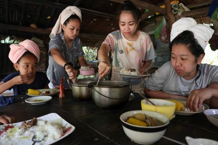 tagreuters.com2025binary_LYNXMPEL9J0WW-VIEWIMAGE