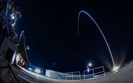 tagreuters.com2025binary_LYNXMPEL9U0WL-VIEWIMAGE