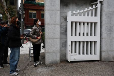 tagreuters.com2025binary_LYNXMPELAC0FO-VIEWIMAGE