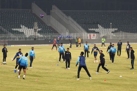 tagreuters.com2025binary_LYNXMPELAC0YA-VIEWIMAGE