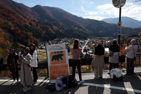 tagreuters.com2025binary_LYNXMPELAH021-VIEWIMAGE