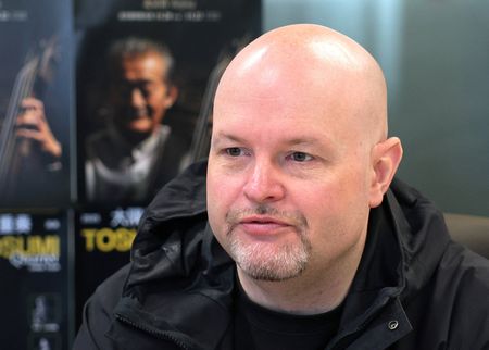 tagreuters.com2025binary_LYNXMPELAK0AZ-VIEWIMAGE