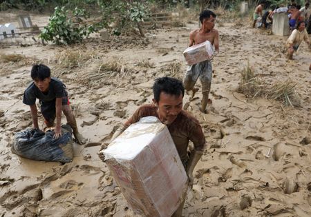 tagreuters.com2025binary_LYNXMPELB6036-VIEWIMAGE