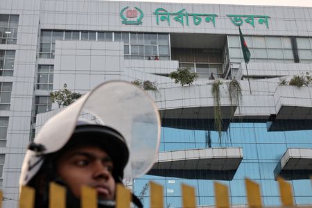 tagreuters.com2025binary_LYNXMPELBA0PD-VIEWIMAGE