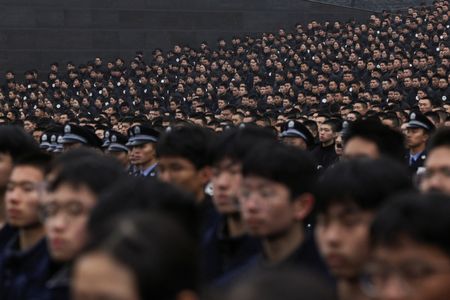 tagreuters.com2025binary_LYNXMPELBC01S-VIEWIMAGE