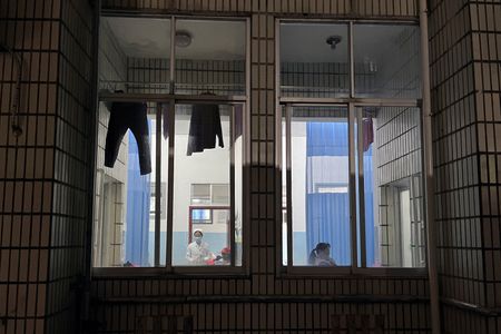 tagreuters.com2025binary_LYNXNPEL0I0C8-VIEWIMAGE