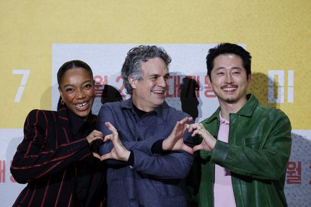 tagreuters.com2025binary_LYNXNPEL1J07M-VIEWIMAGE