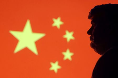 tagreuters.com2025binary_LYNXNPEL1K057-VIEWIMAGE