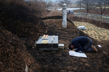 tagreuters.com2025binary_LYNXNPEL2R03C-VIEWIMAGE