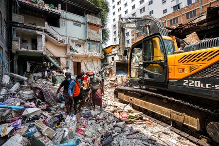 tagreuters.com2025binary_LYNXNPEL2T03I-VIEWIMAGE