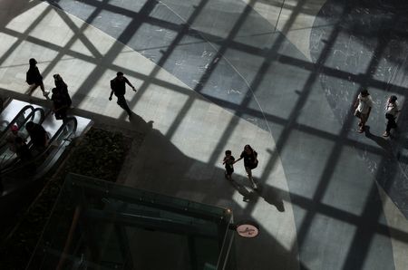 tagreuters.com2025binary_LYNXNPEL370J9-VIEWIMAGE