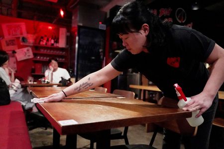 tagreuters.com2025binary_LYNXNPEL3900A-VIEWIMAGE