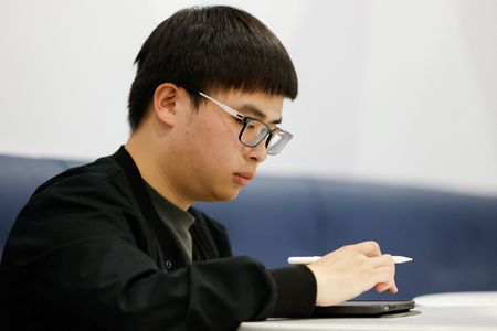 tagreuters.com2025binary_LYNXNPEL4O00F-VIEWIMAGE