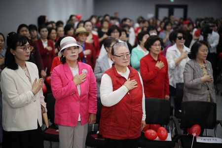 tagreuters.com2025binary_LYNXNPEL4Q0BA-VIEWIMAGE