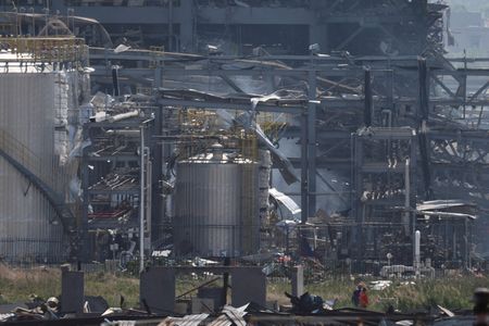 tagreuters.com2025binary_LYNXNPEL4R024-VIEWIMAGE