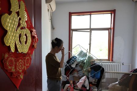 tagreuters.com2025binary_LYNXNPEL4R04H-VIEWIMAGE