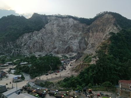 tagreuters.com2025binary_LYNXNPEL500DN-VIEWIMAGE