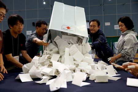 tagreuters.com2025binary_LYNXNPEL520J7-VIEWIMAGE