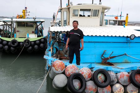 tagreuters.com2025binary_LYNXNPEL53034-VIEWIMAGE