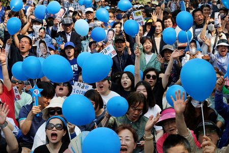 tagreuters.com2025binary_LYNXNPEL5307D-VIEWIMAGE