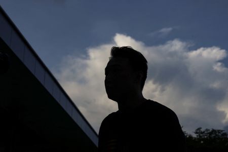 tagreuters.com2025binary_LYNXNPEL890HU-VIEWIMAGE