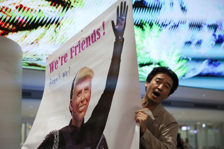 tagreuters.com2025binary_LYNXNPEL8B08Y-VIEWIMAGE