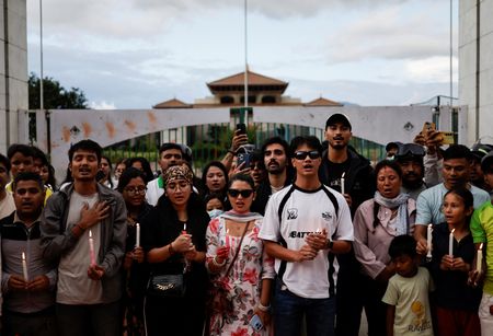 tagreuters.com2025binary_LYNXNPEL8D037-VIEWIMAGE