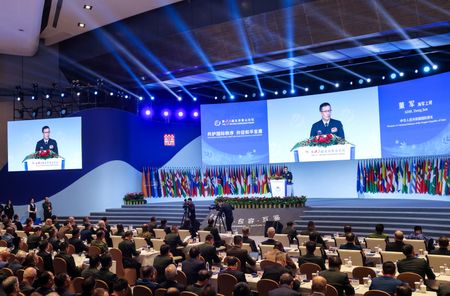 tagreuters.com2025binary_LYNXNPEL8H028-VIEWIMAGE