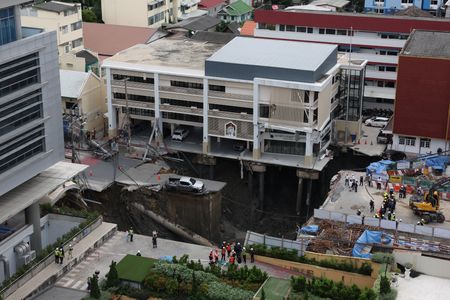 tagreuters.com2025binary_LYNXNPEL8N09G-VIEWIMAGE