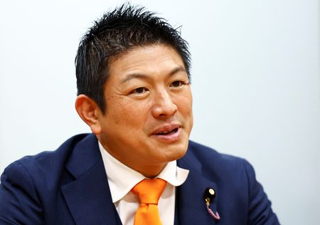 tagreuters.com2025binary_LYNXNPEL9017P-VIEWIMAGE