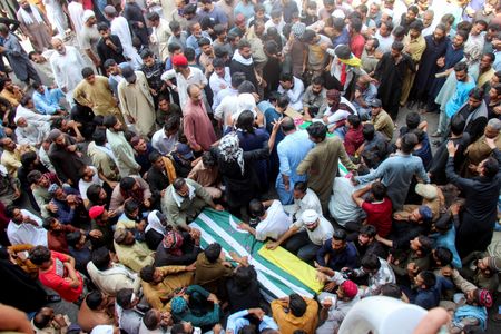 tagreuters.com2025binary_LYNXNPEL910LG-VIEWIMAGE