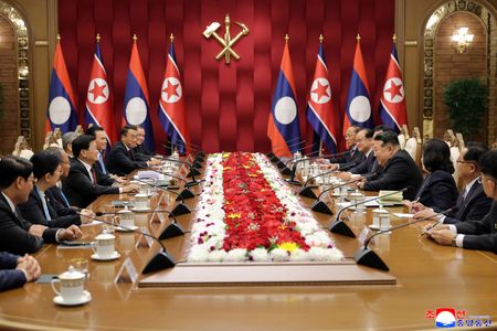 tagreuters.com2025binary_LYNXNPEL960YG-VIEWIMAGE