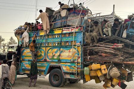 tagreuters.com2025binary_LYNXNPEL9E13P-VIEWIMAGE