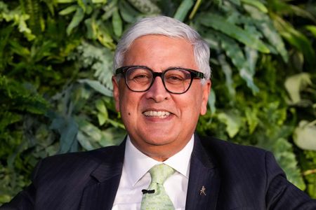 tagreuters.com2022binary_LYNXMPEI920QM-VIEWIMAGE