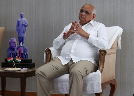 tagreuters.com2024binary_LYNXMPEK030CJ-VIEWIMAGE