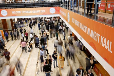 tagreuters.com2024binary_LYNXMPEK090LZ-VIEWIMAGE