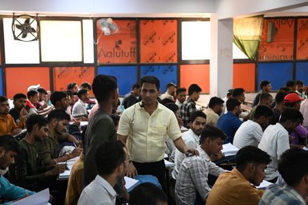 tagreuters.com2024binary_LYNXMPEK6K00M-VIEWIMAGE